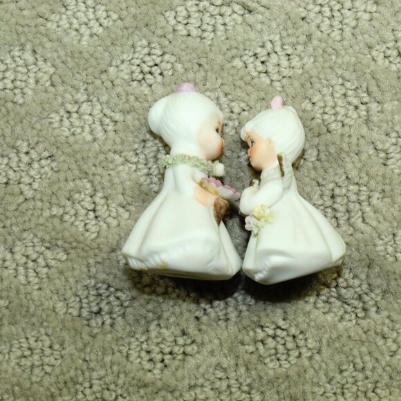 Lot Of 2 EUC Vtg Napcoware Miniature 2" Girl Figurines Flower Drum Bone China - Picture 5 of 9